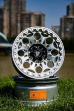 B502 silver off-road wheel for Land Cruiser and Nissan Patrol